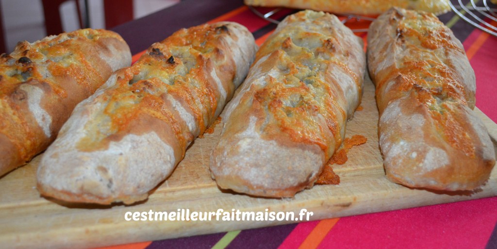 Pain au gorgonzola et aux noix