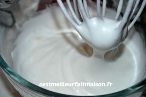 Gâteau aux amandes et aux framboises