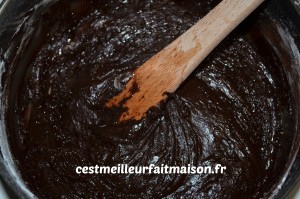 Cookies au chocolat fourrés au caramel