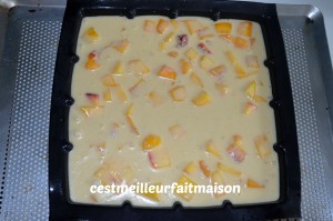 Clafoutis aux pêches et au yaourt