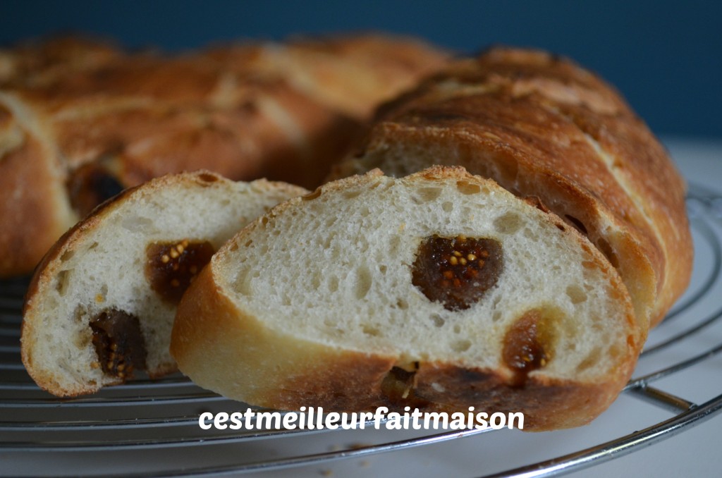 Pain aux figues