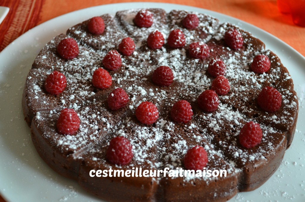 Fondant au chocolat et aux framboises