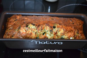 Cake au chèvre et aux courgettes