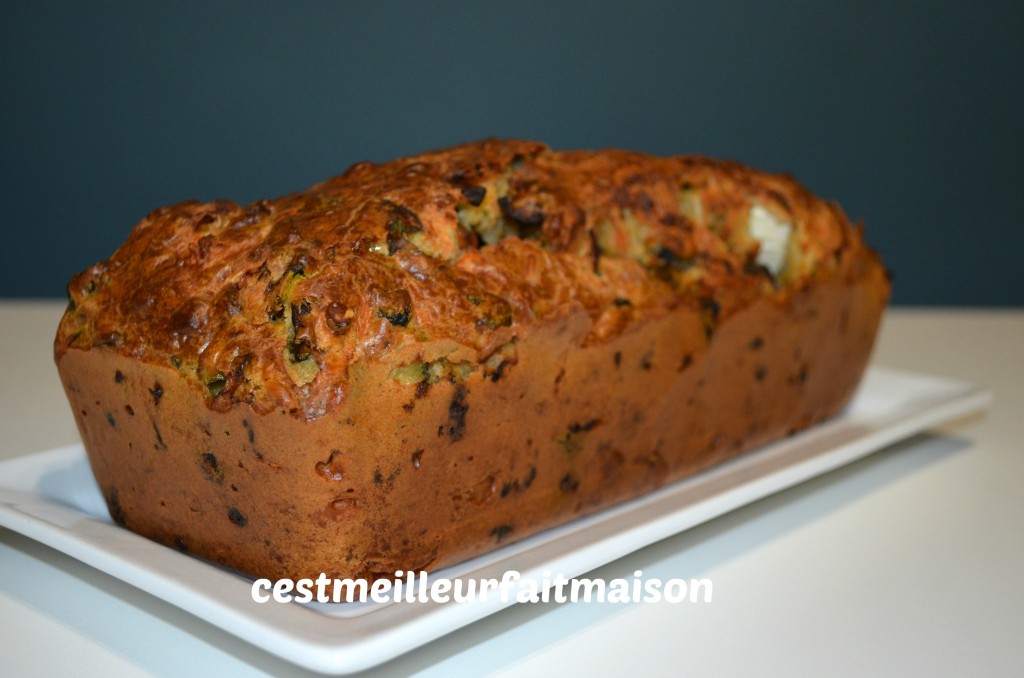 Cake au chèvre et aux courgettes