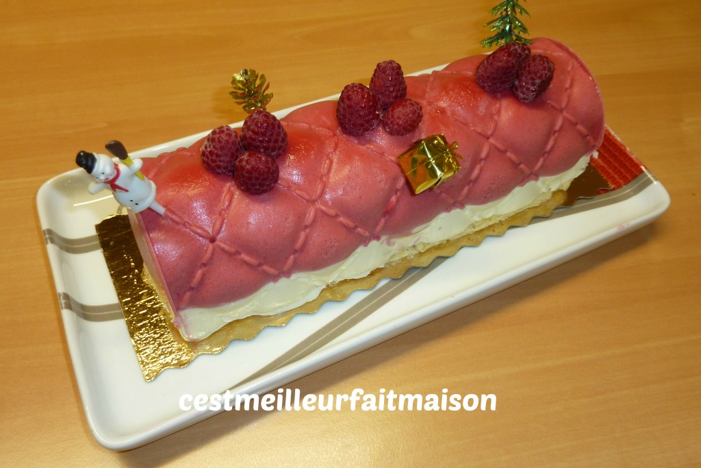 Bûche framboise chocolat blanc