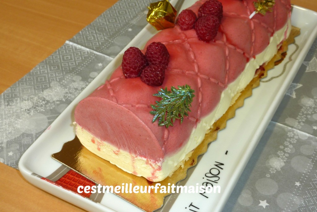 Bûche framboise chocolat blanc