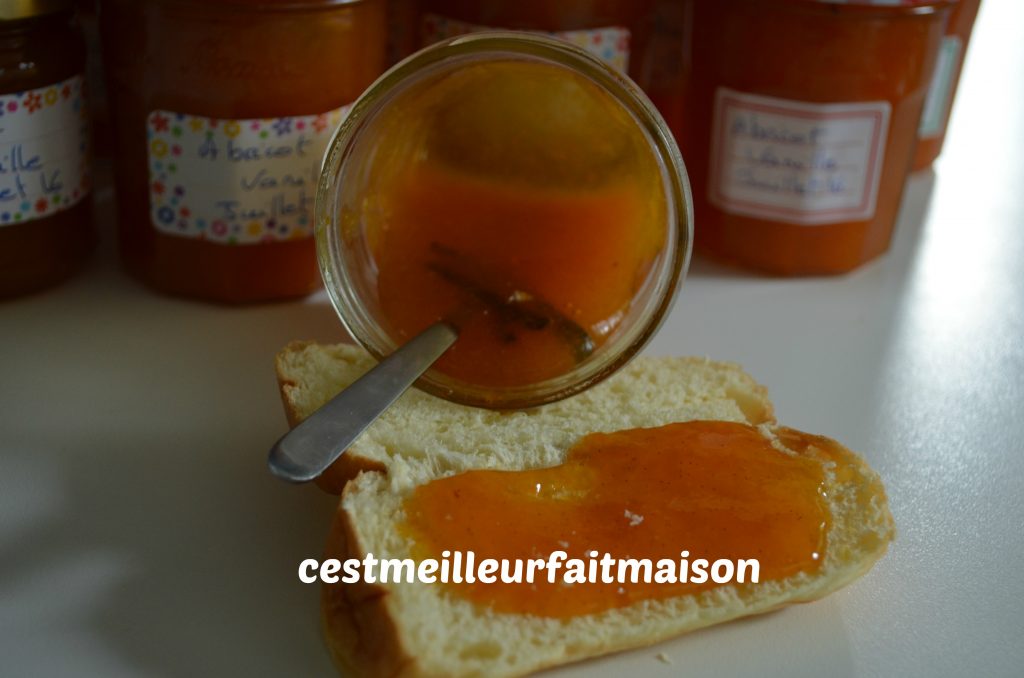 Confiture abricot vanille