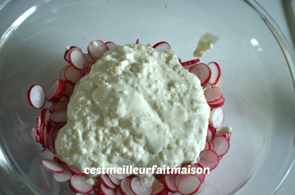 Salade de radis au chèvre