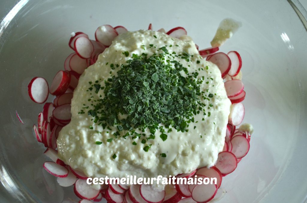 Salade de radis au chèvre