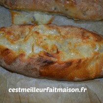 Pain au gorgonzola et aux noix