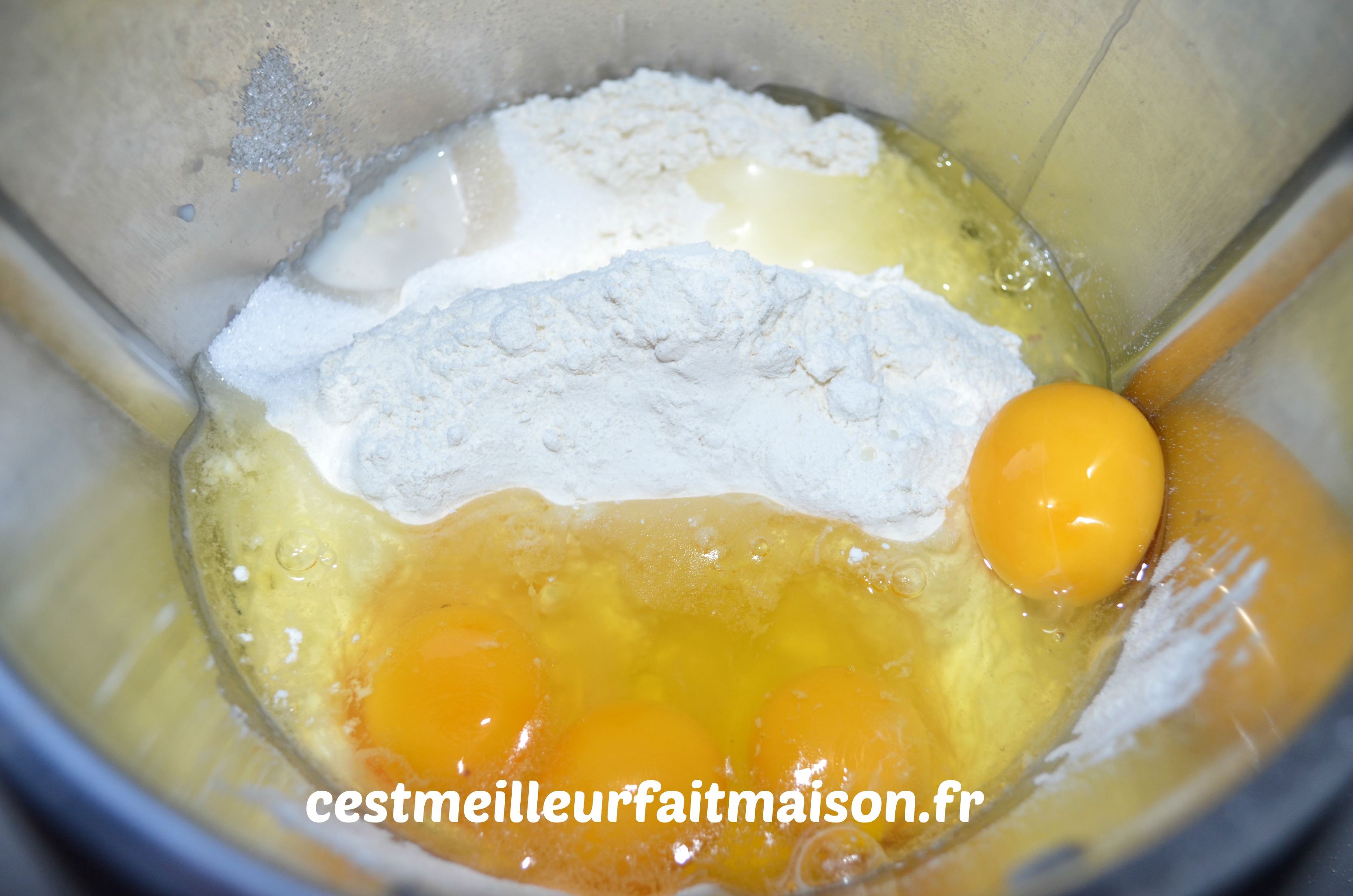 Couronne briochée au pesto et au camembert rôti