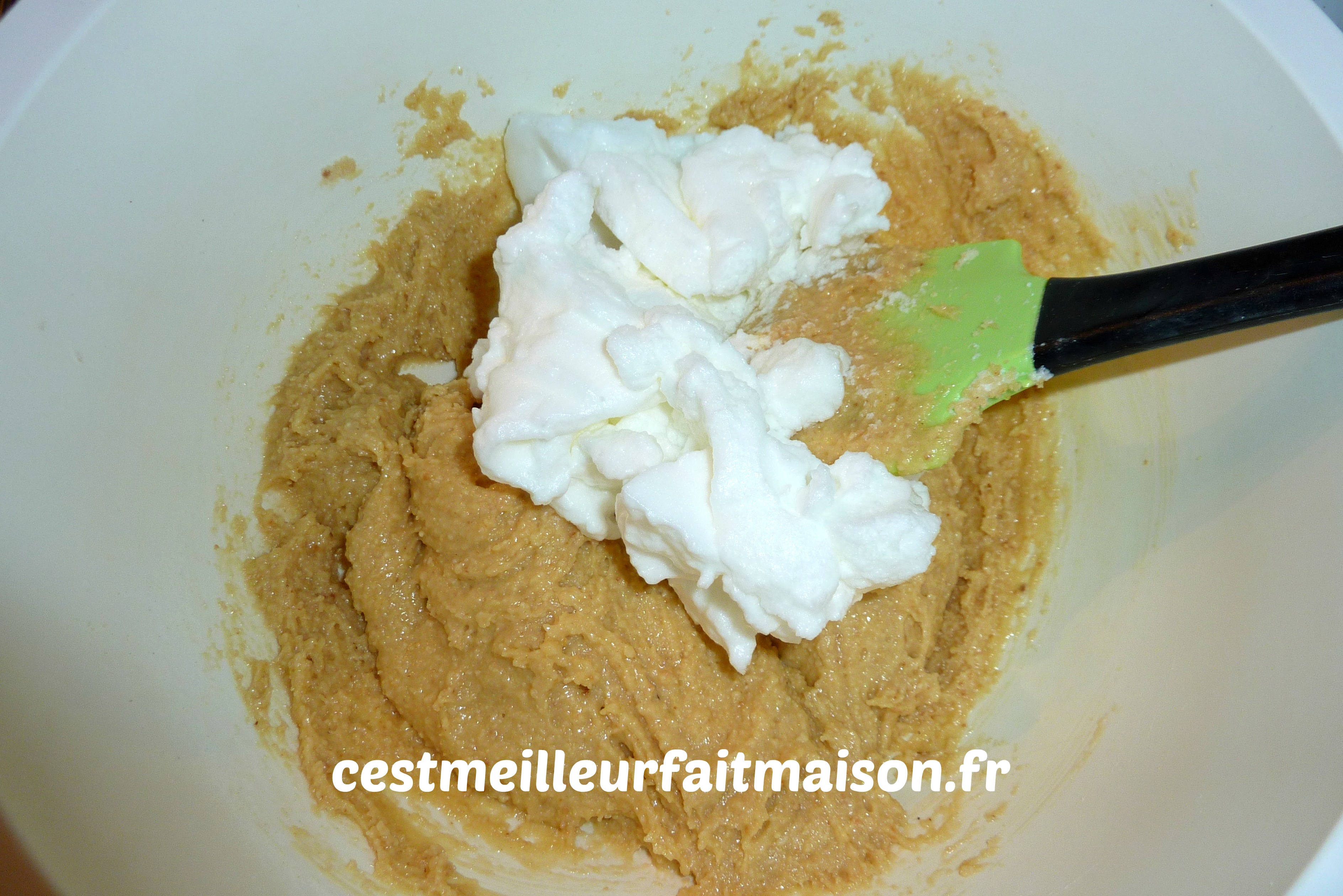 Gâteau aux noisettes