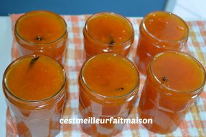 Confiture abricot vanille