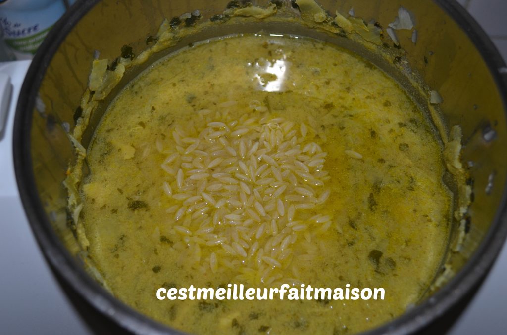 Chorba au poulet et aux langues d’oiseau - C'est meilleur fait maison