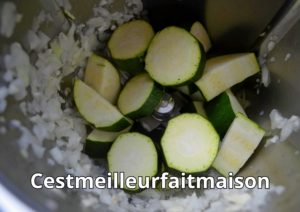 Cari de crevettes courgette ananas