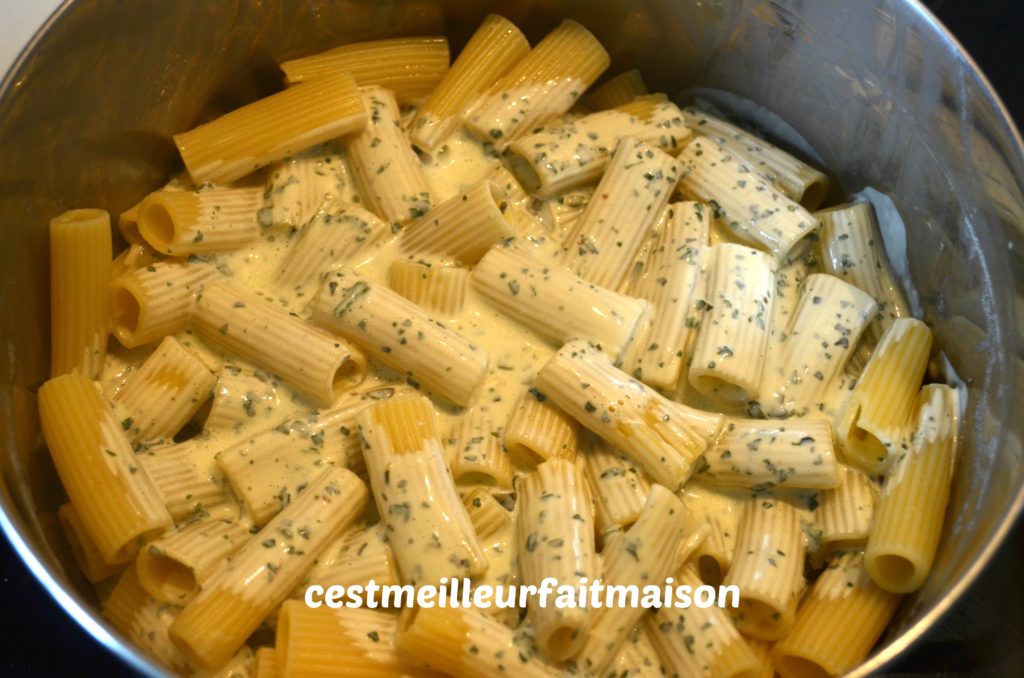 Rigatoni au basilic
